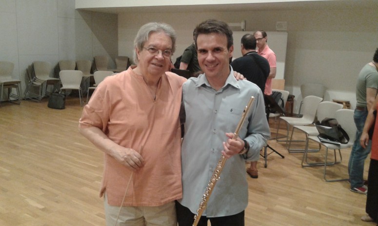 con DIRECTOR ROS MARBÁ